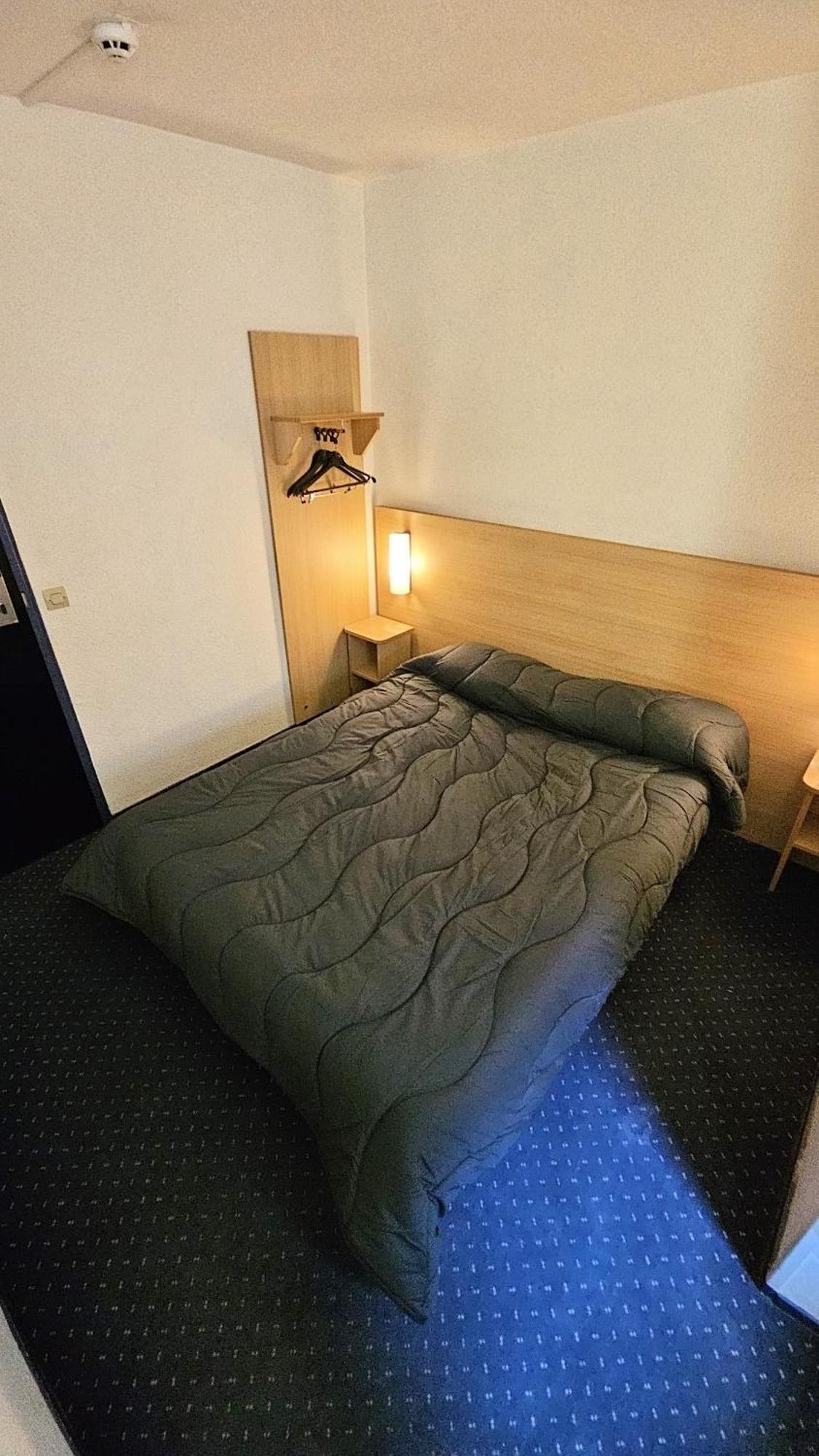 Mister Bed Lomme Hotel Lille Bagian luar foto